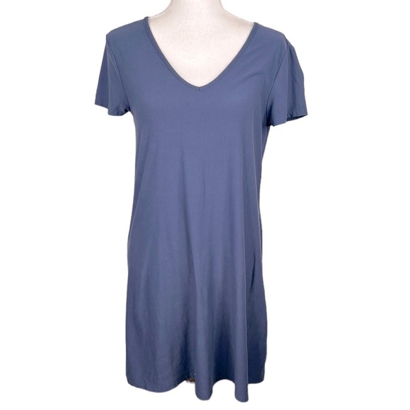 Pink Rose Blue V-Neck Super Soft Short Sleeve Midi Dress Size Medium - Picture 1 of 8
